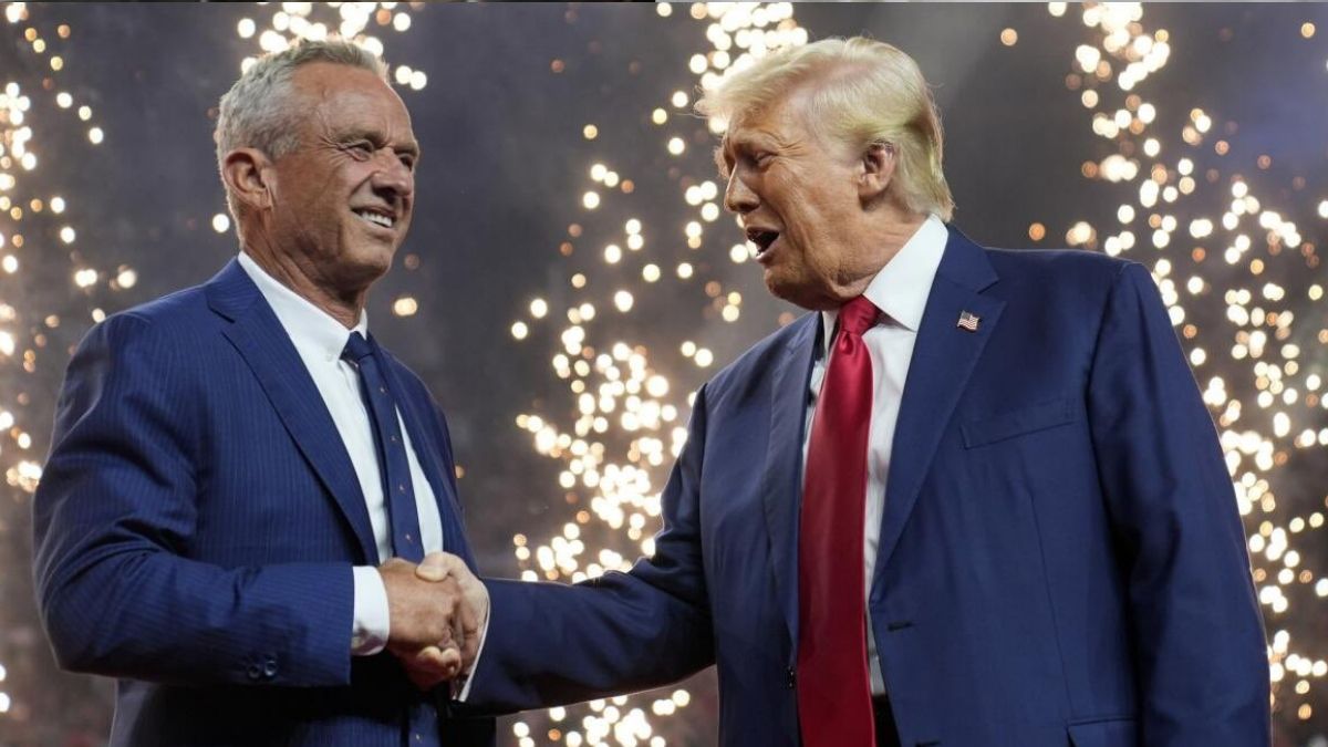 Robert Kennedy Jr Suspends US Presidential Bid, Joins Trump Onstage At